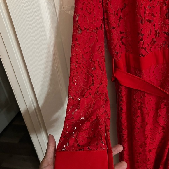 Super cute 1X red laced jumper. - Picture 2 of 8